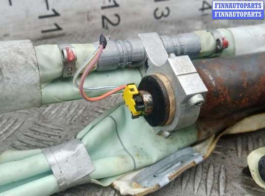 купить шторка безопасности на CHRYSLER VOYAGER 5