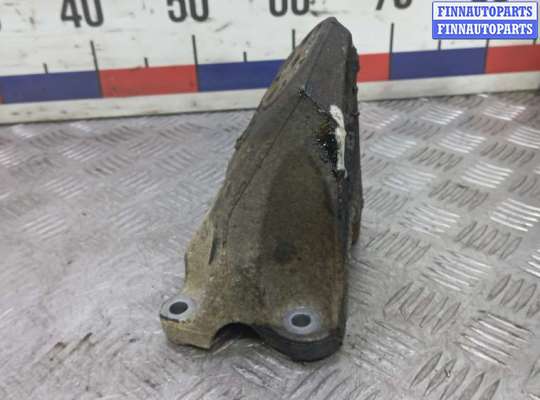 купить кронштейн двигателя дизельный на AUDI Q7