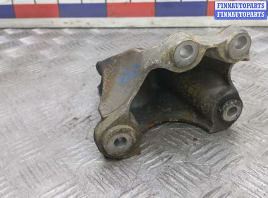 купить кронштейн двигателя дизельный на AUDI Q7