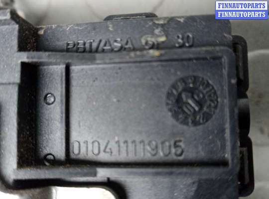 Замок багажника на Ford S-Max