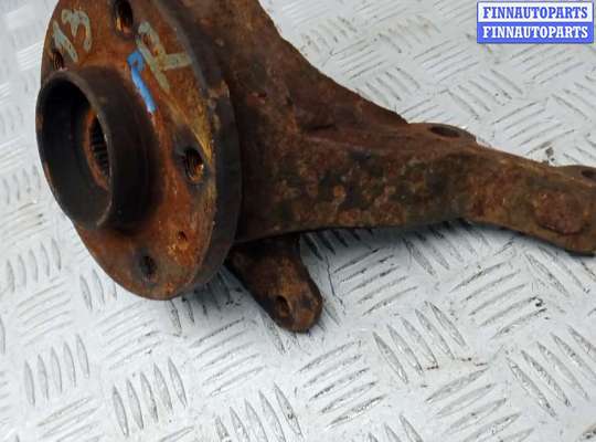 купить ступица передняя правая на RENAULT TRAFIC 2