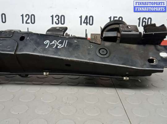 Планка телевизора верхняя на Nissan Qashqai II (J11)