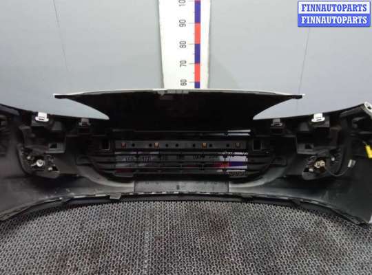Бампер передний на Peugeot 207