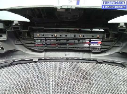 Бампер передний на Peugeot 207