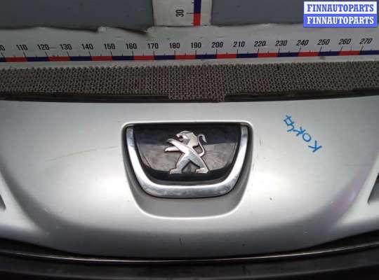 Бампер передний на Peugeot 207