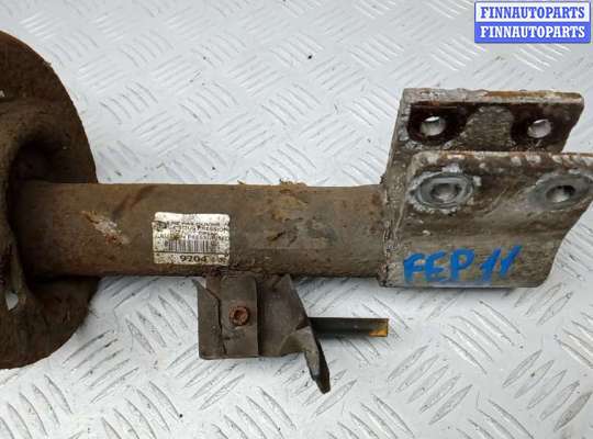 купить стойка передняя правая на PEUGEOT 3008 1