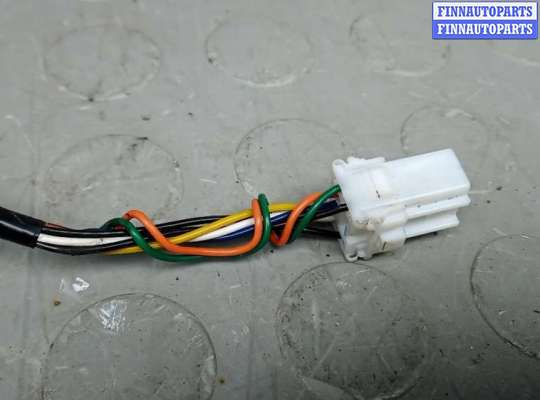 купить зеркало наружное правое на MITSUBISHI OUTLANDER 2