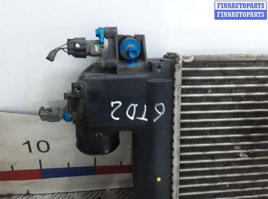 купить радиатор интеркулера на TOYOTA HILUX RN70