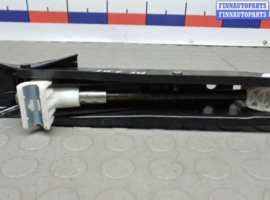 купить домкрат на SKODA RAPID