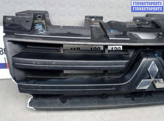 купить решетка радиатора на MITSUBISHI PAJERO 4