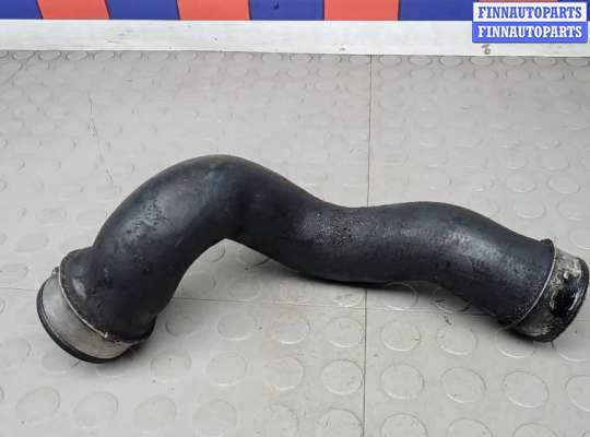 купить патрубок интеркулера на MERCEDES BENZ CLK C209