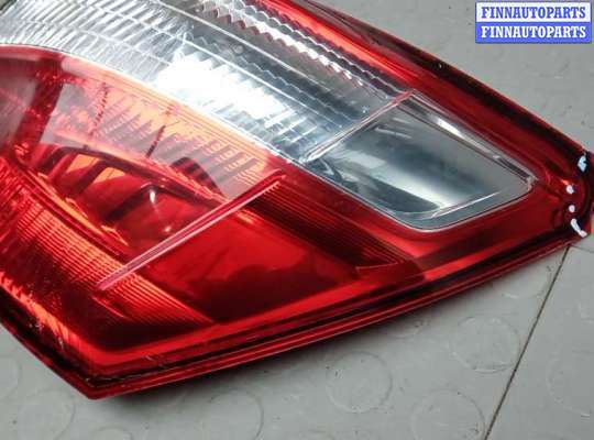 купить фонарь задний правый на NISSAN QASHQAI J10