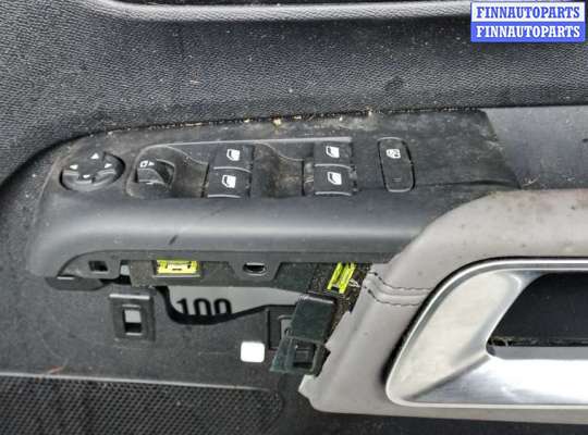 купить обшивка передняя правая на CITROEN C5 AIRCROSS