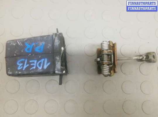 Купить ограничитель двери передней правой на PEUGEOT 307 ограничитель двери передней правой PG1165872 на PEUGEOT 307