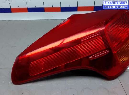 купить фонарь задний левый на TOYOTA RAV 4 CA40