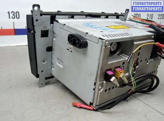 Магнитола на Mercedes-Benz C (W203)