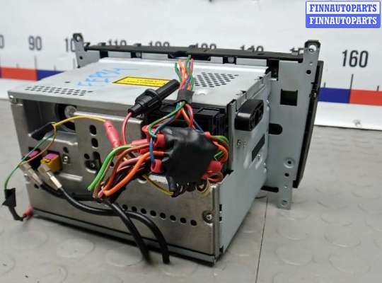 Магнитола на Mercedes-Benz C (W203)