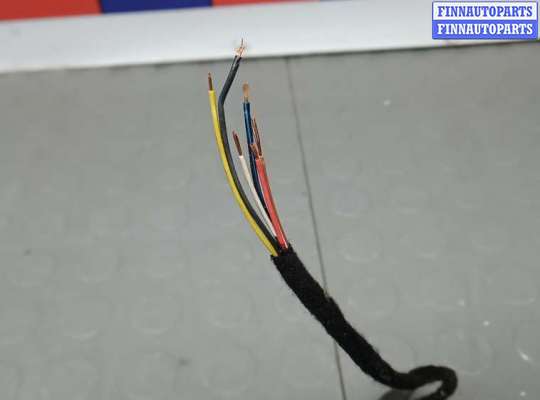 купить зеркало наружное левое на SKODA SUPERB 2