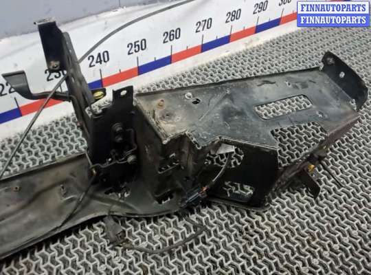 купить передняя панель крепления облицовки (телевизор) на VOLVO XC90 1