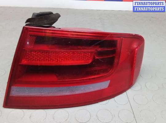 купить фонарь задний правый на AUDI A4 B8