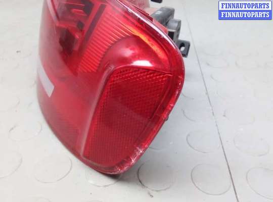 купить фонарь задний правый на AUDI A4 B8