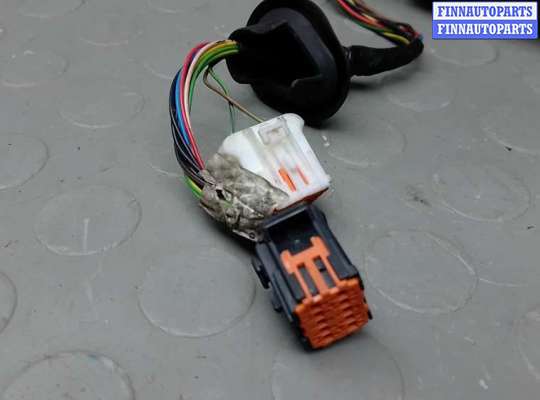 купить зеркало наружное правое на CITROEN C4 GRAND PICASSO 2