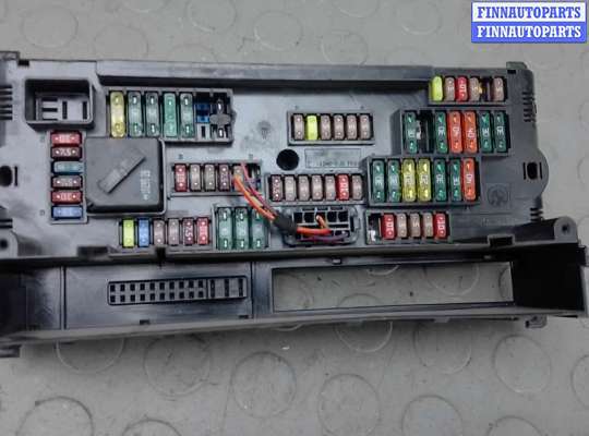 купить блок предохранителей на BMW X3 E83