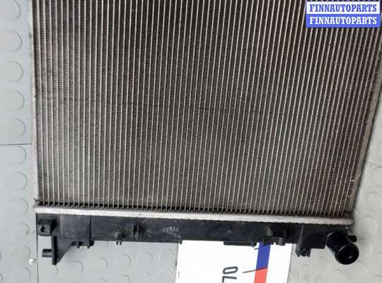 купить радиатор системы охлаждения на HYUNDAI IX35 1