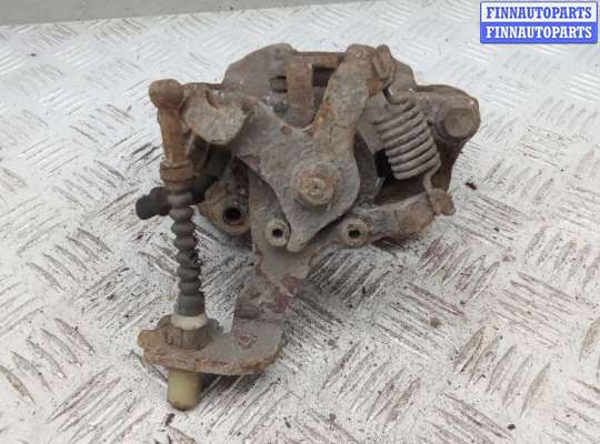 купить суппорт тормозной задний правый на TOYOTA AURIS E180