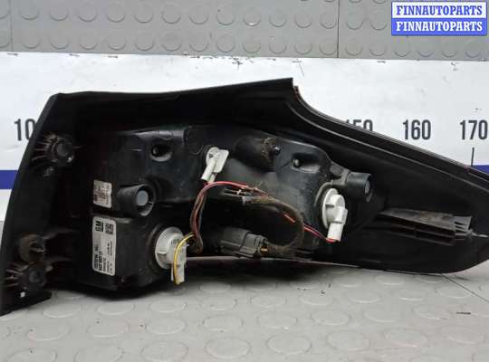 купить фонарь задний левый на OPEL ZAFIRA C