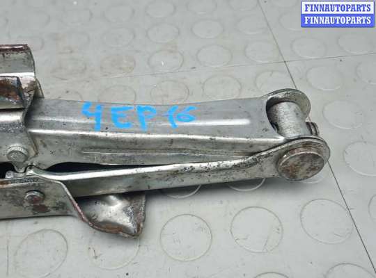 купить домкрат на VOLKSWAGEN TOURAN (1T1, 1T2)