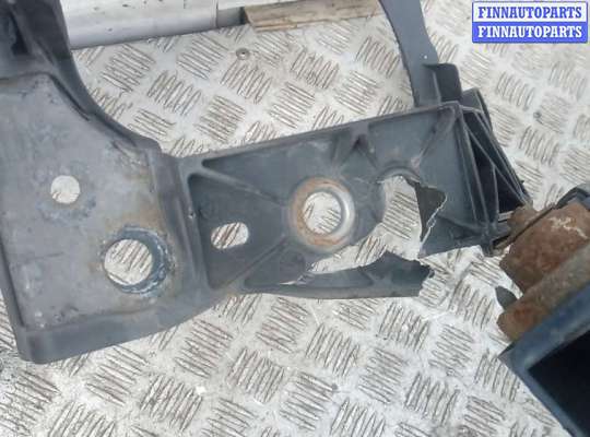 купить передняя панель крепления облицовки (телевизор) на OPEL CORSA D