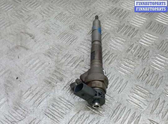 Форсунка топливная на Volkswagen Golf VI (5K)