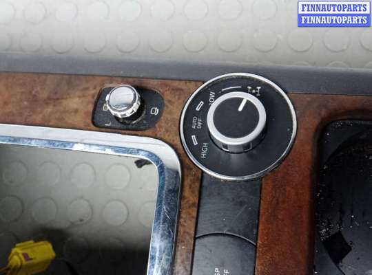 купить подлокотник центральный на VOLKSWAGEN TOUAREG 7L