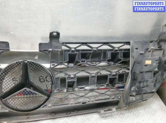 Решетка радиатора на Mercedes-Benz R (W251)