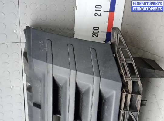 купить решетка радиатора на VOLKSWAGEN CRAFTER 1