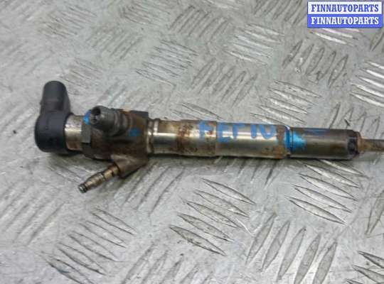 Форсунка топливная на Mercedes-Benz A (W176)