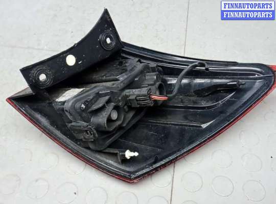 купить фонарь задний левый на NISSAN QASHQAI J10