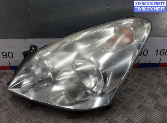 купить фара левая на TOYOTA COROLLA VERSO 2