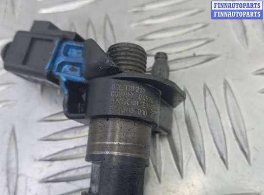 Форсунка топливная на Volkswagen Jetta V (1K)