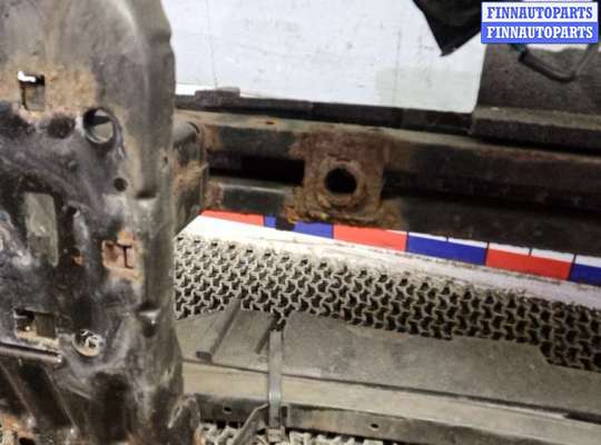 купить передняя панель крепления облицовки (телевизор) на NISSAN QASHQAI J10