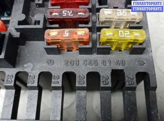 Блок предохранителей на Mercedes-Benz CLK (W208)