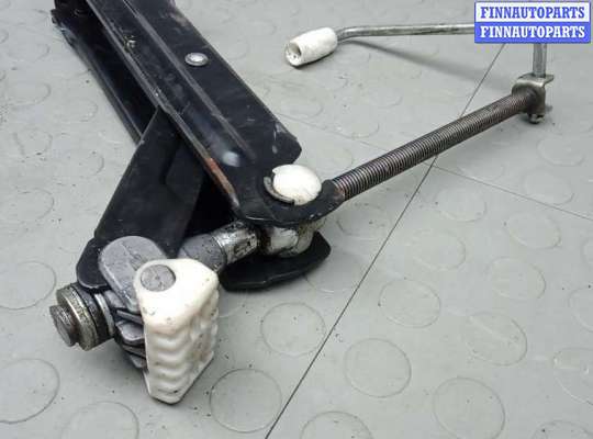 купить домкрат на MERCEDES BENZ C-CLASS W203