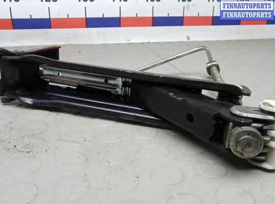 купить домкрат на MERCEDES BENZ C-CLASS W203