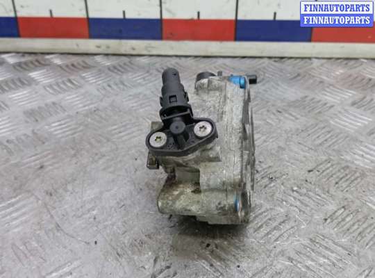 купить насос вакуумный на PEUGEOT 208