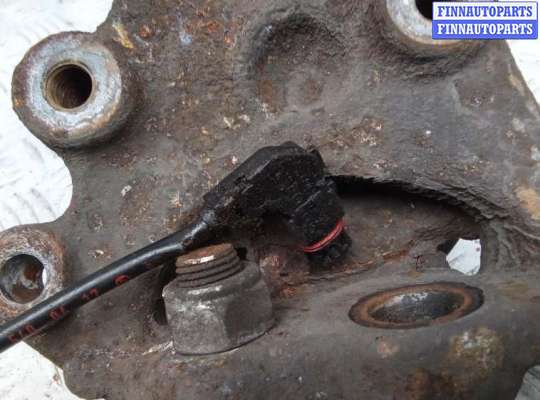 купить ступица передняя левая на MERCEDES BENZ CLK C209