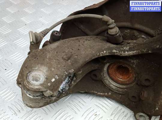 купить ступица передняя правая на VOLKSWAGEN PASSAT B7