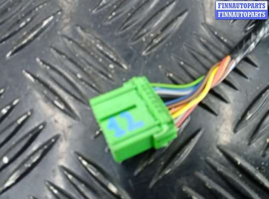 купить зеркало наружное правое на VOLVO XC60 1