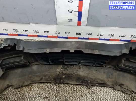 Бампер передний на Volkswagen Jetta V (1K)