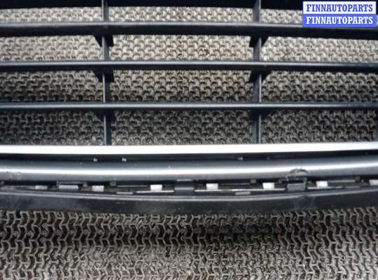 Бампер передний на Volkswagen Jetta V (1K)